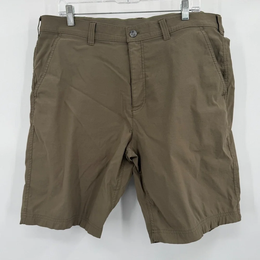 Eddie Bauer Shorts Mens 40 Green Flat Front Outdoor‎ Trail Activewear